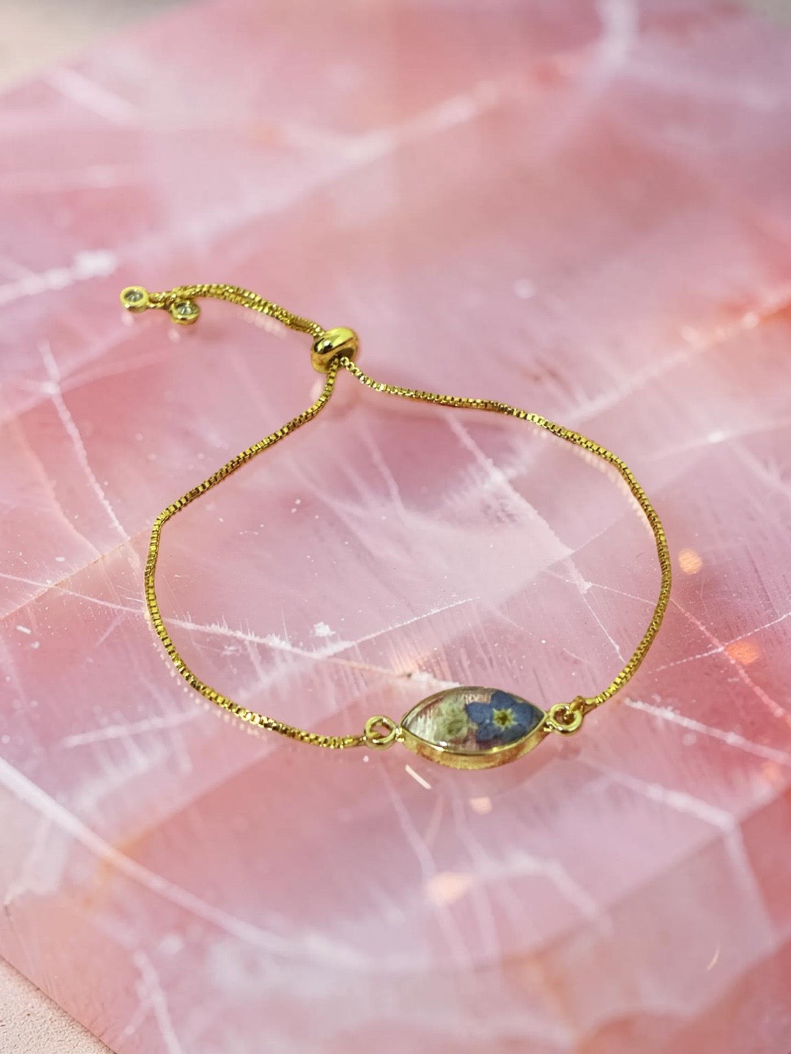 Gold plated adjustable real flowers in resin