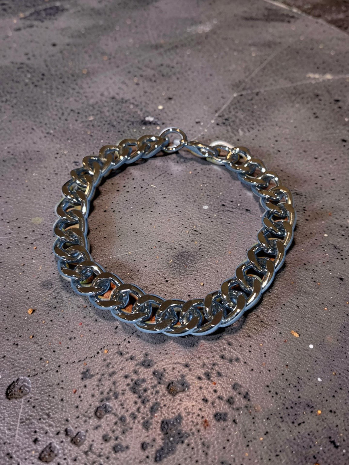 Stainless steel chain bracelet